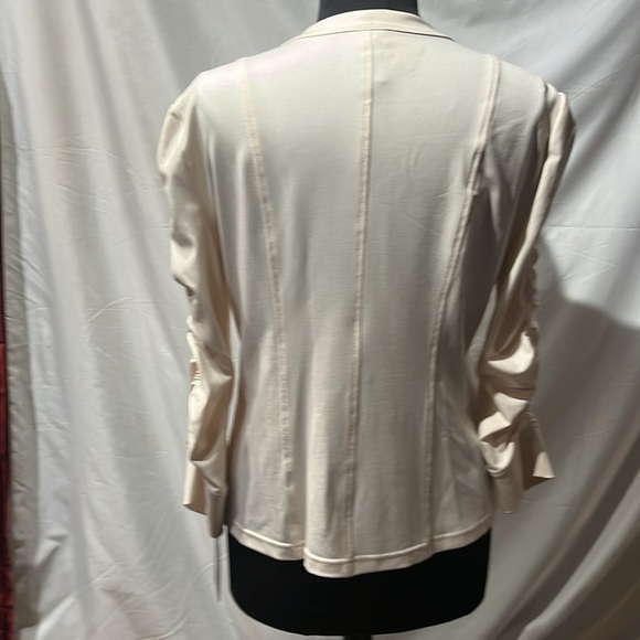 buttery leather jacket - Picture 4 of 8